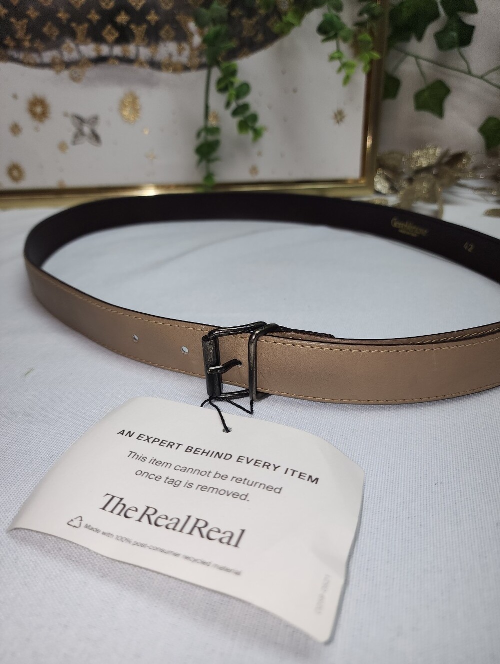 Gianni Versace Belt Excellent condition Authentic Purchased From The REAL REAL - Picture 3 of 10